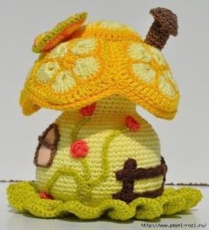 Игольницы в виде домиков-грибочков