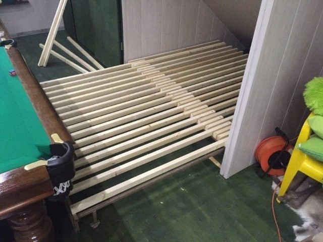 Оригинальная раздвижная двуспальная кровать своими руками