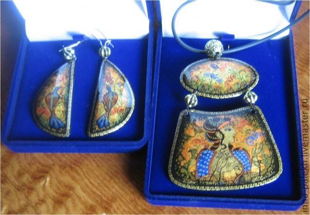 Роспись кулона-подвески