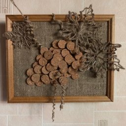 Картины из винных пробок