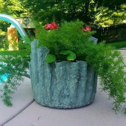 Простая идея для кашпо