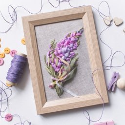 Вышивка лентами: веточка сирени