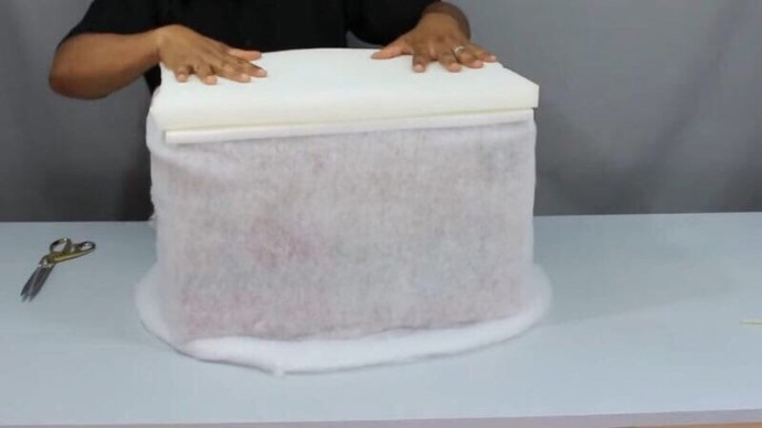 ​Удобный пуфик своими руками