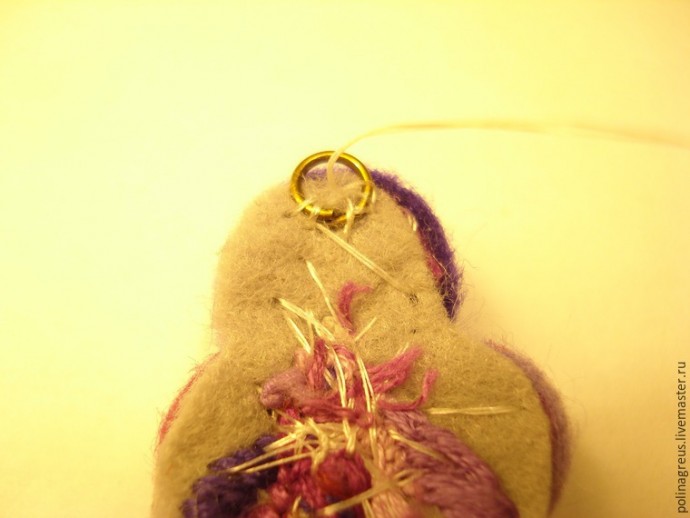 Ассимметричные серьги из фетра