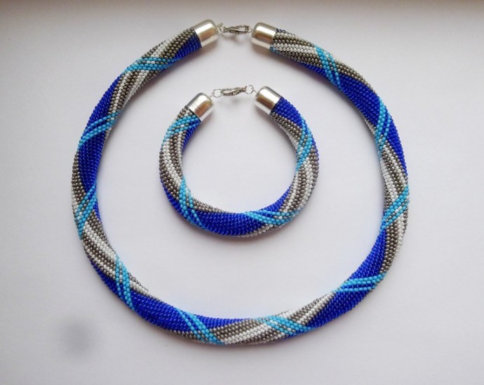 Очаровательные жгуты со схемами