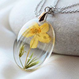 ​Украшения из эпоксидной смолы: идеи для творческого вдохновения