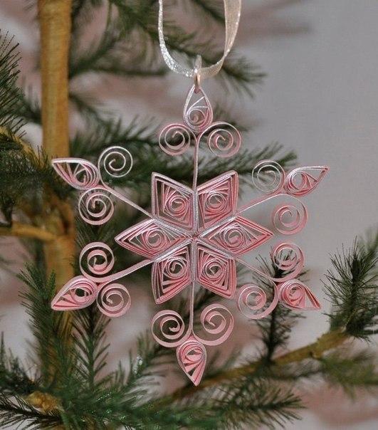 Снежинки в технике квиллинг
