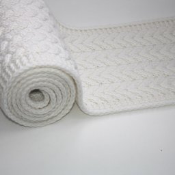 ​Ещё один способ вывязывания края в шарфах и пледах