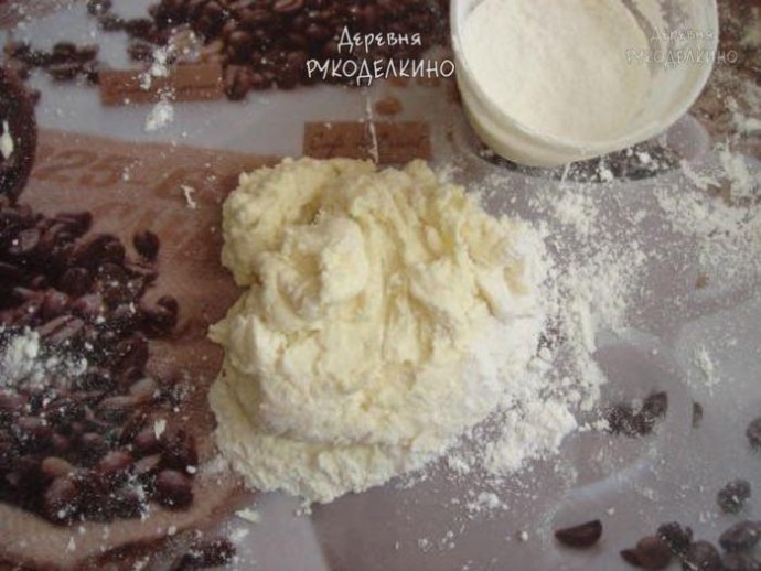 Молочная сахарная мастика для украшения тортов