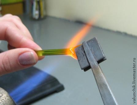 Брошь "Ландыши"