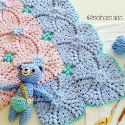 Объёмный квадратный мотив