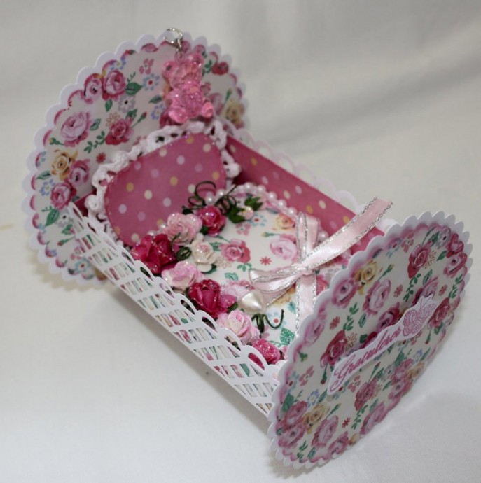 Оригинальная открытка на рождение малыша Оригинальная открытка на рождение малыша