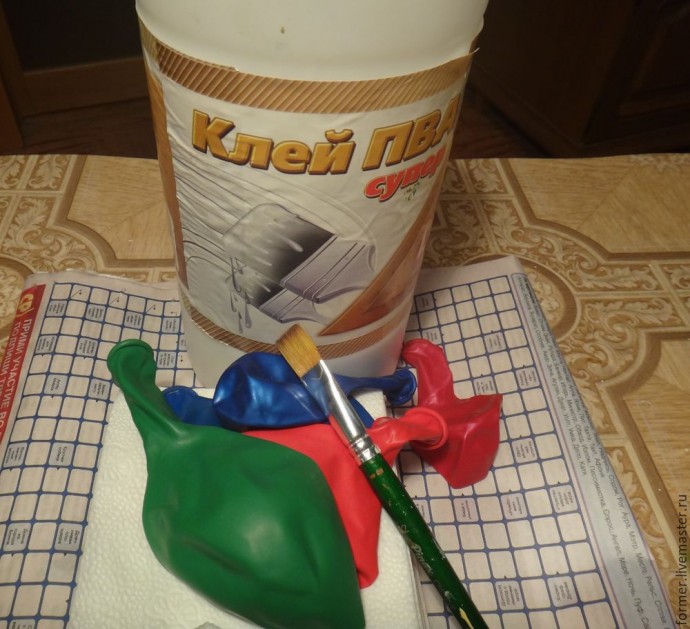 Большой декоративный шар из папье-маше