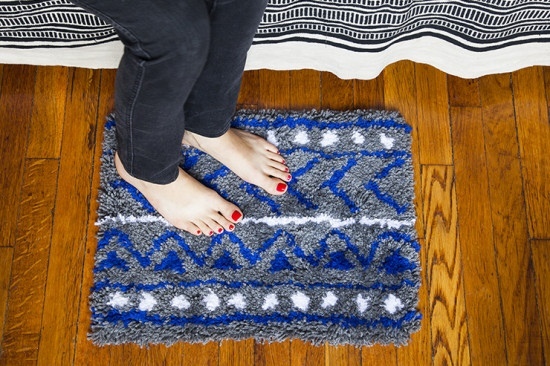 Прикроватный коврик своими руками