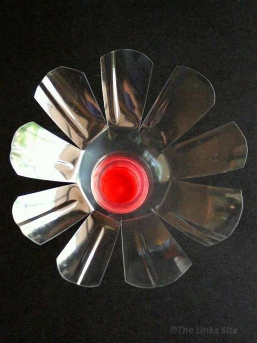 Ромашки из пластиковых бутылок