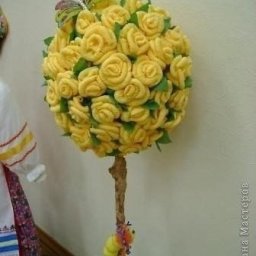 ​Топиарий из роз