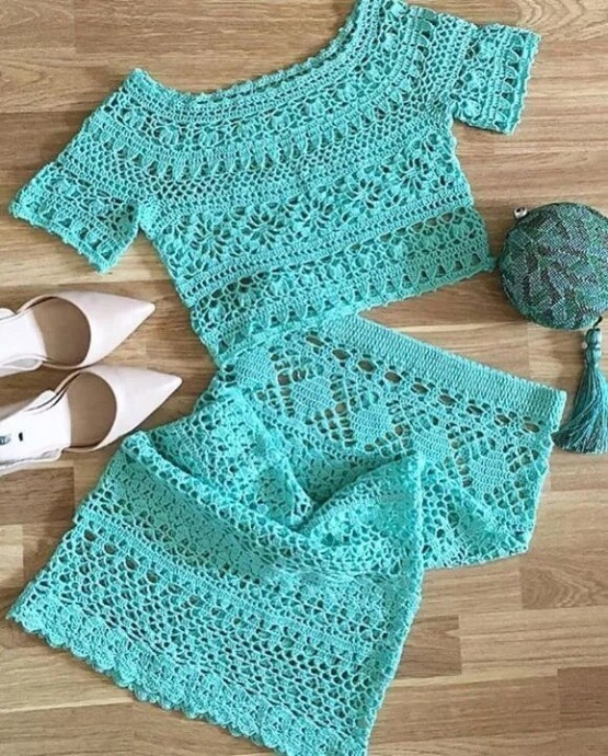 Шикарная двойка: топ и юбка