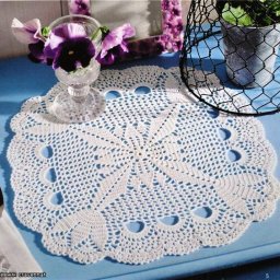 ​Шикарная вязаная салфетка