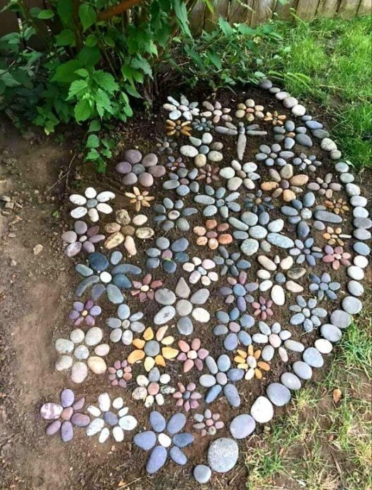​Творчество из камней на даче