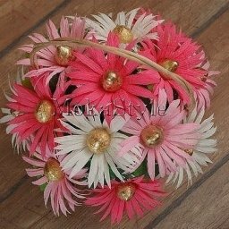 ​Герберы из конфет