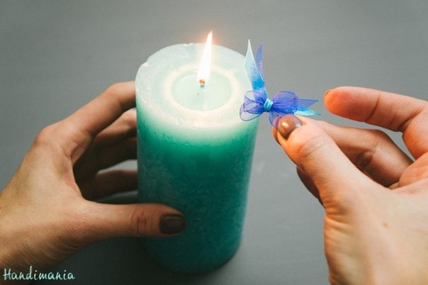 Делаем маленький бантик на вилке