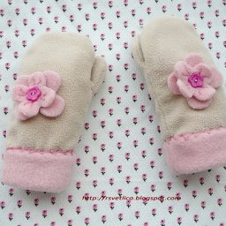 ​Варежки из флиса