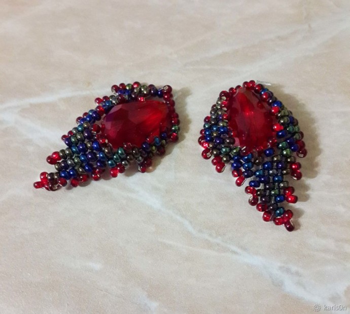 Изготавливаем брошь "Узорчатый жучок"