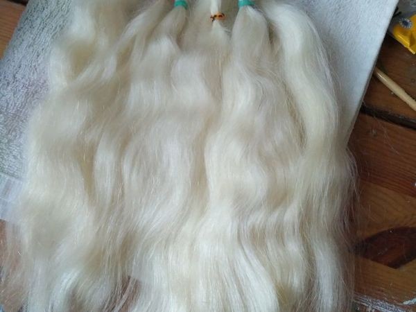 Трессы для интерьерных кукол