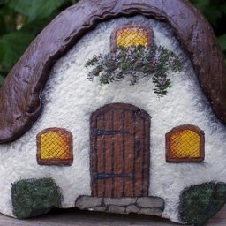 ​Удивительная роспись камней: идеи для вдохновенного творчества