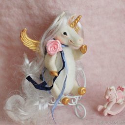 Интерьерный единорог