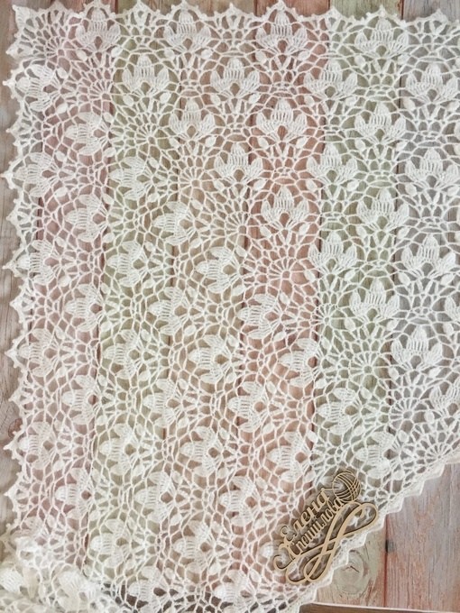 ​Шаль "Подснежники"