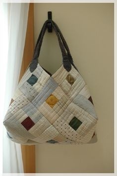 ​Вместительные и удобные текстильные сумки в технике пэчворк