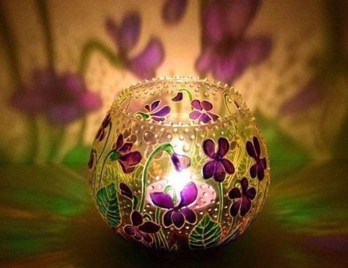 Подсвечники с витражной росписью: идеи для вдохновенного творчества