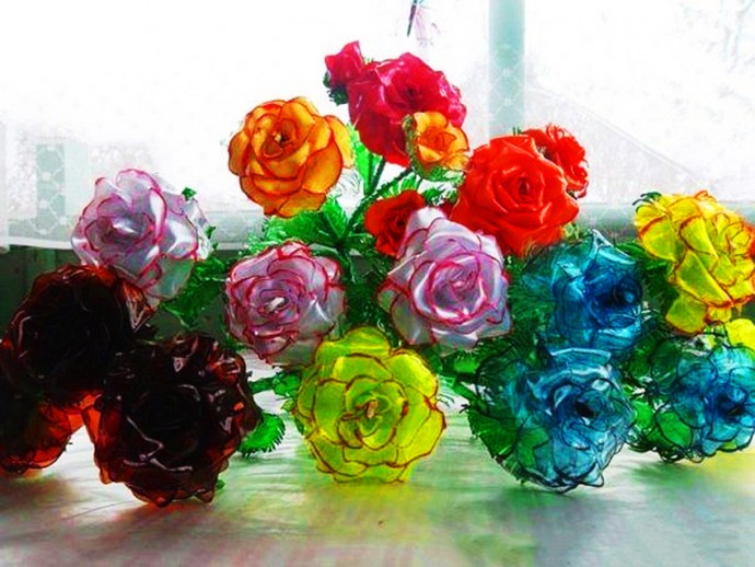 ​Розы из пластиковых бутылок