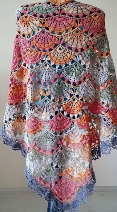 Шаль невероятной красоты