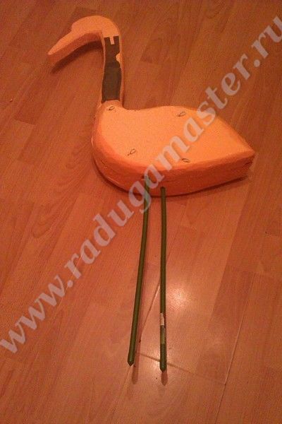 Аист из изолона