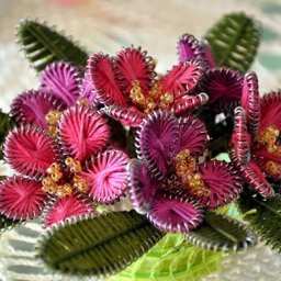 Цветы из ниток и проволоки