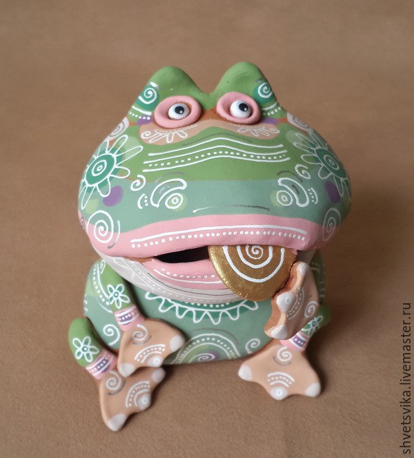 Керамические статуэтки с изумительной росписью Керамические статуэтки с изумительной росписью