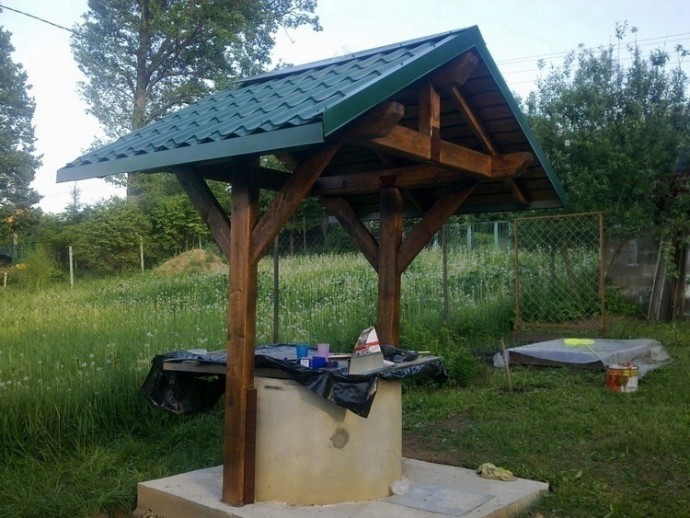 Домик для дачного колодца своими руками Домик для дачного колодца своими руками