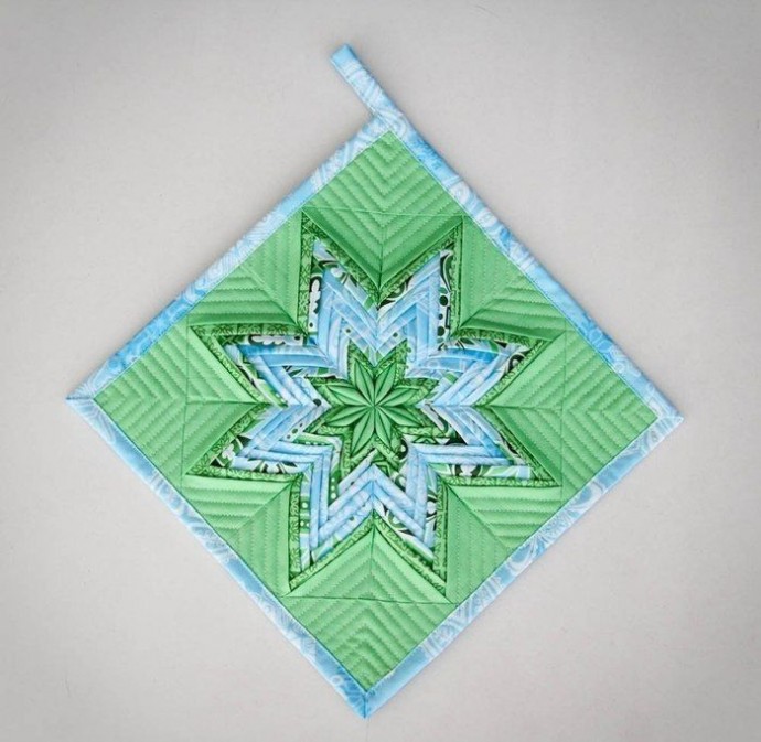 Очень красивая прихватка со звездой