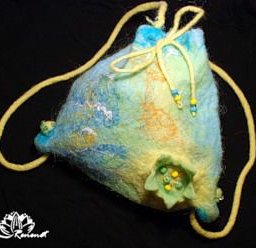 Секреты бесшовного валяния на примере городского рюкзачка