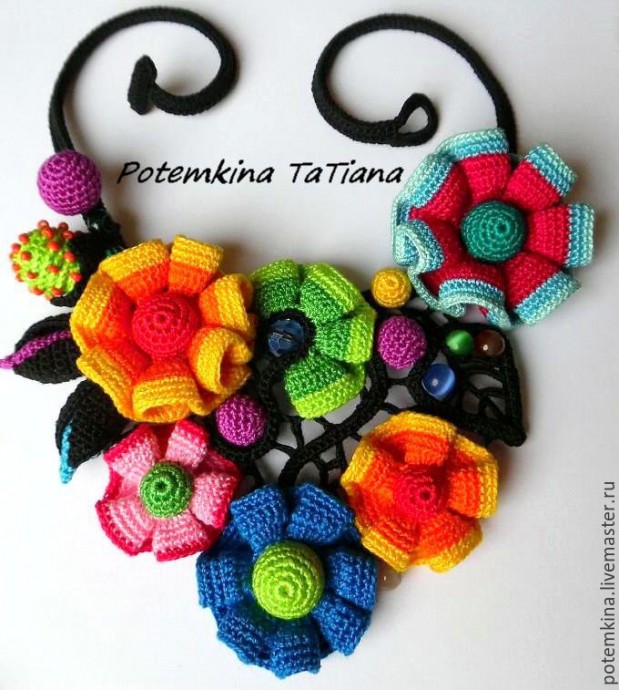 Вязаные украшения: колье (идеи) Вязаные украшения: колье (идеи)