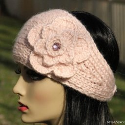 Связанная укороченными рядами повязка