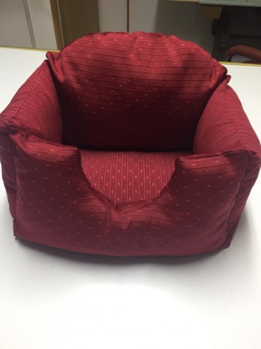 Диванчик для кота