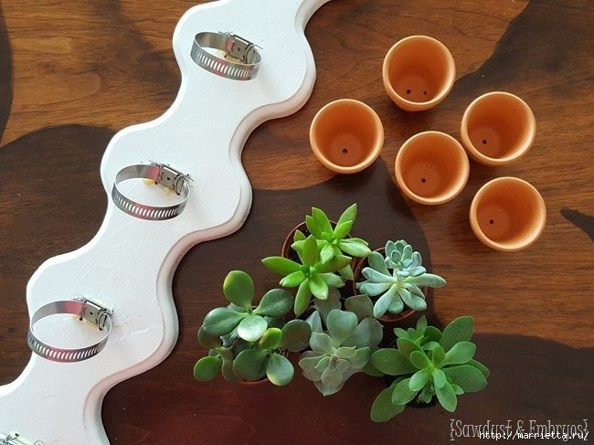 Настенная опора для горшков