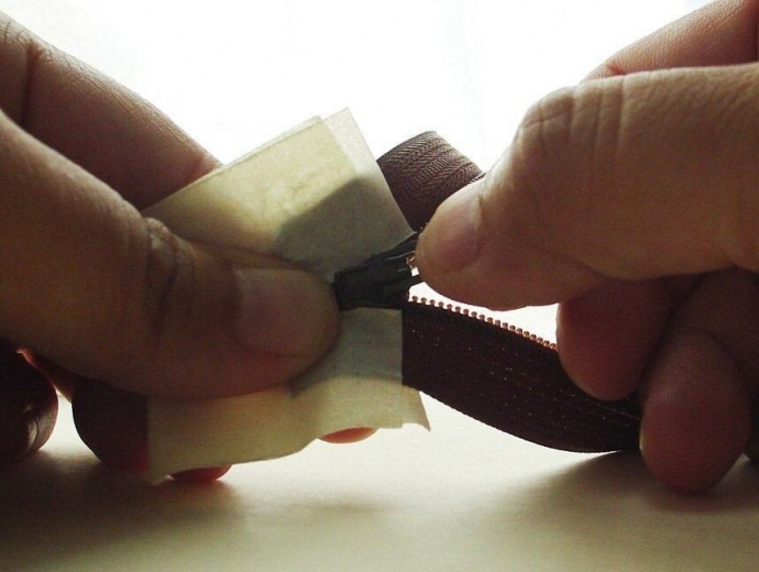 Возвращение бегунка на молнию Возвращение бегунка на молнию