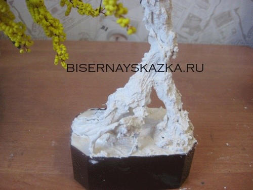 Бобовник из бисера