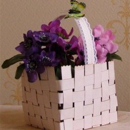 ​Картонная корзинка