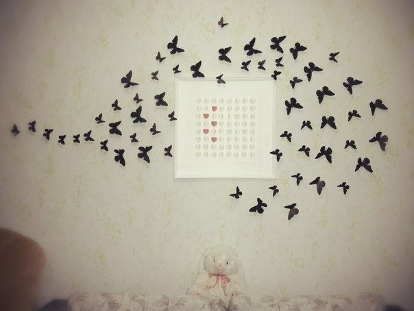 Прекрасные идеи декора стен бумажными бабочками