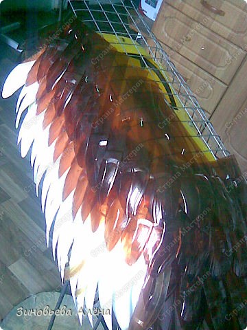 Журавль из пластиковых бутылок